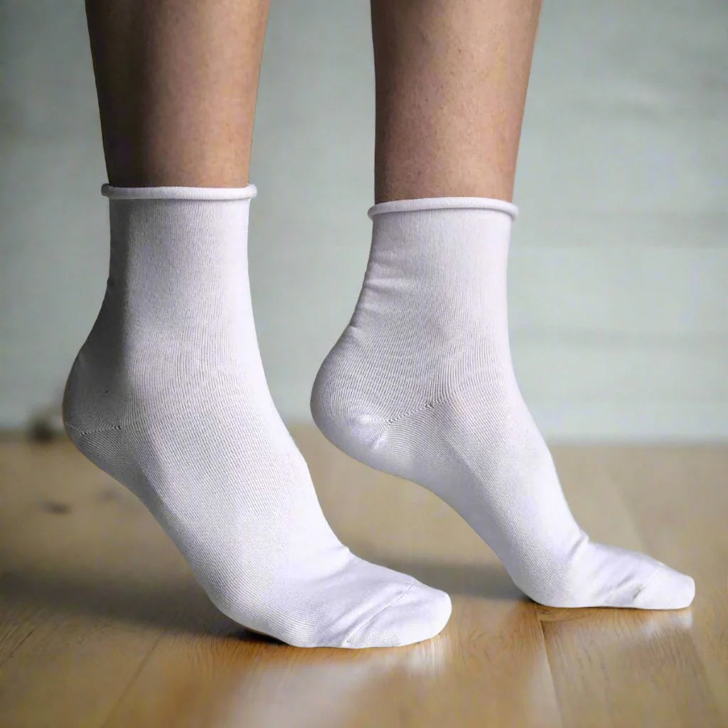 3-pk finslige bomullsokker med rullekant • sokker som ikke strammer