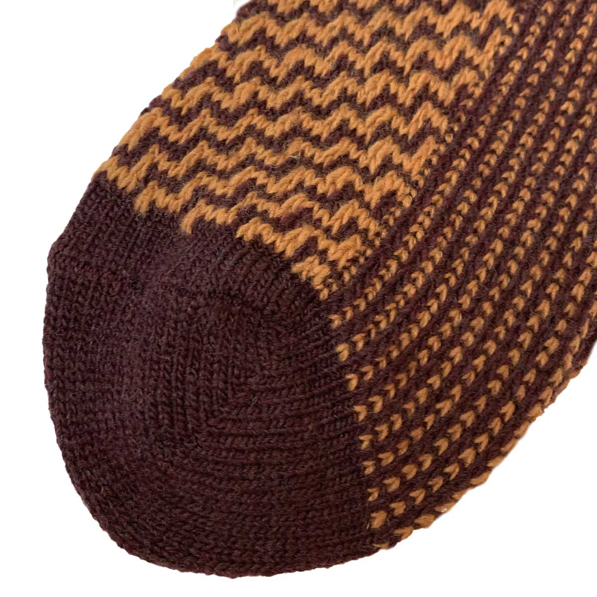 Patterned wool socks with silk