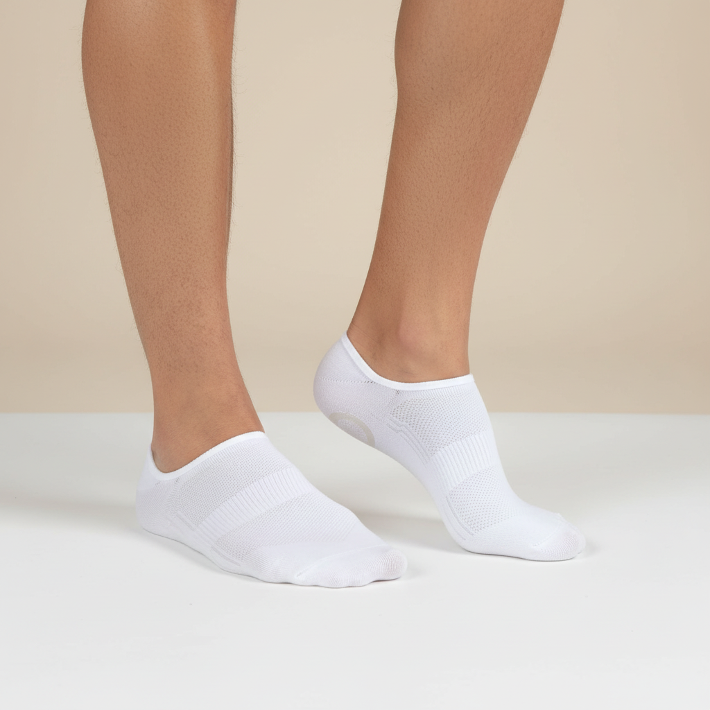 No show bamboo socks with silicone heel