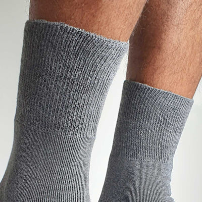 Sokker uten strikk for ekstra hovne ben