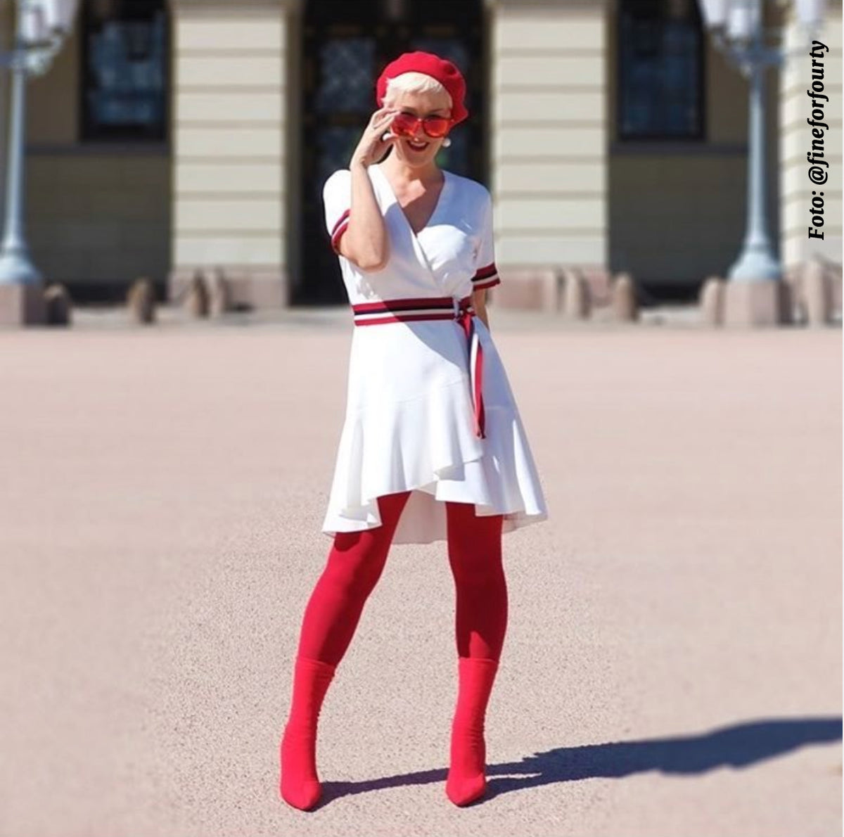 Røde strømpebukser, bunad 17.mai. Foto @hildstil