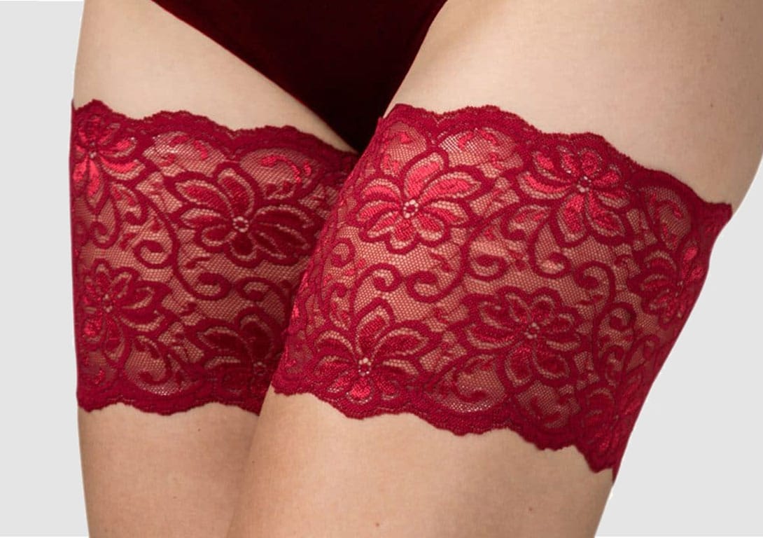 Bandelettes Dolce red lace-patterned thigh band against chafing thighs